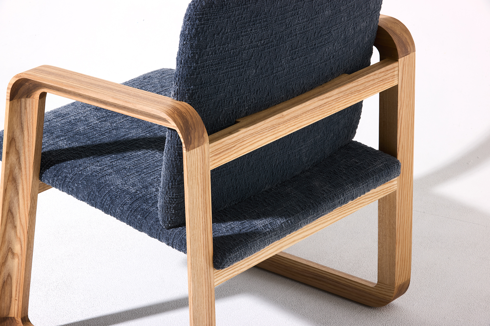 Annual studies - Seating